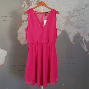 NWT White House Black Market Fiusha Dress Size 12